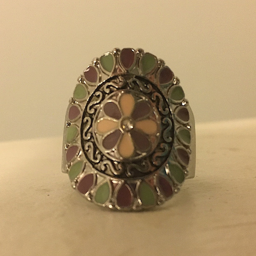 Flower metal ring